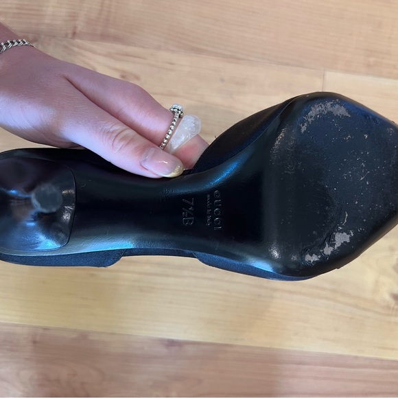 Authentic Gucci Heels - Picture 7 of 8